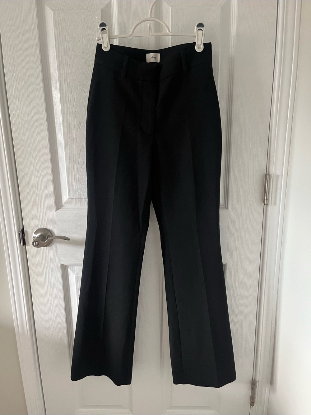Aritzia Wilfred Cabaret Pants